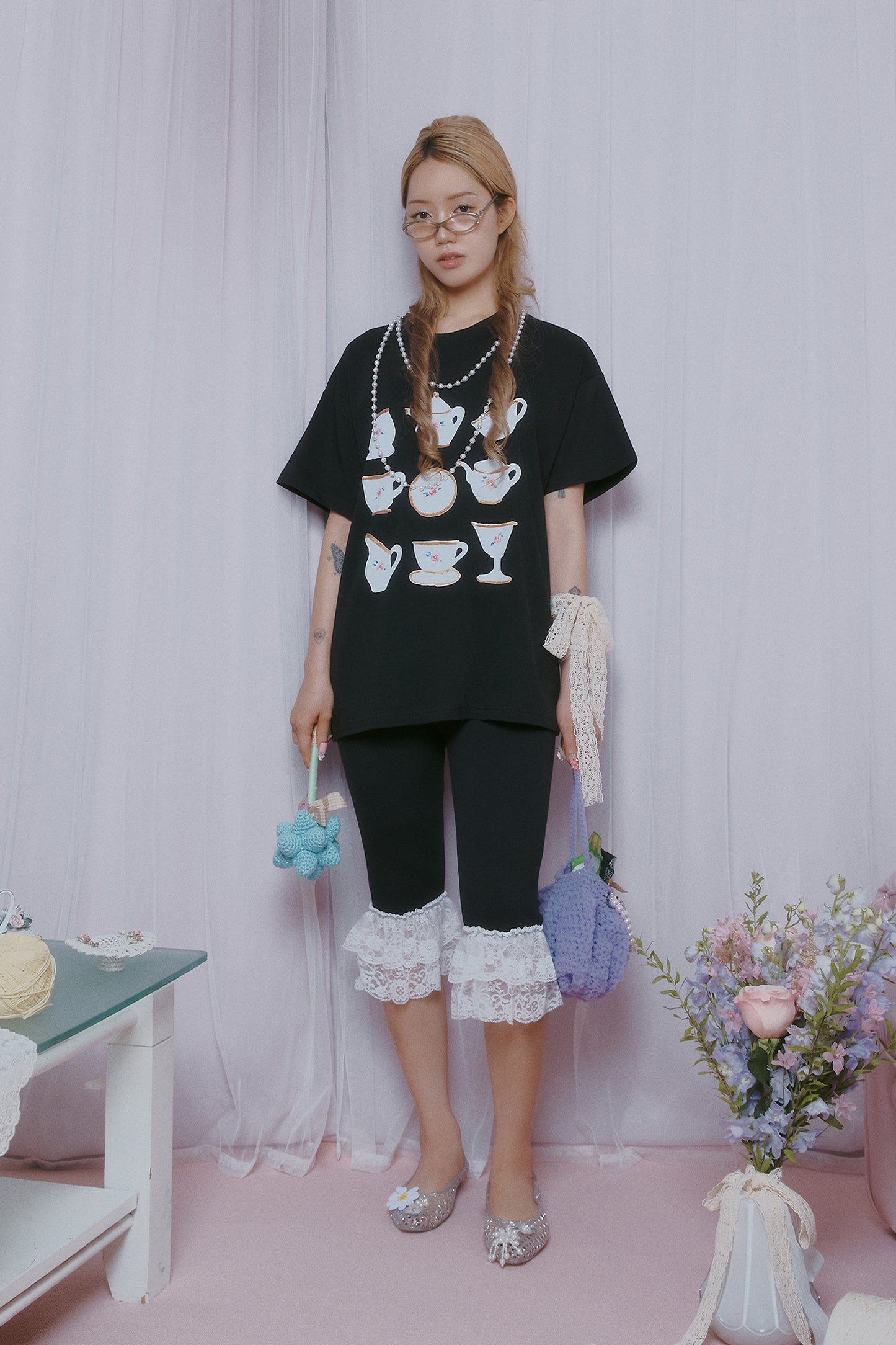 [ALCMY&ANG;TT] Dolly lace capri pants (Black)