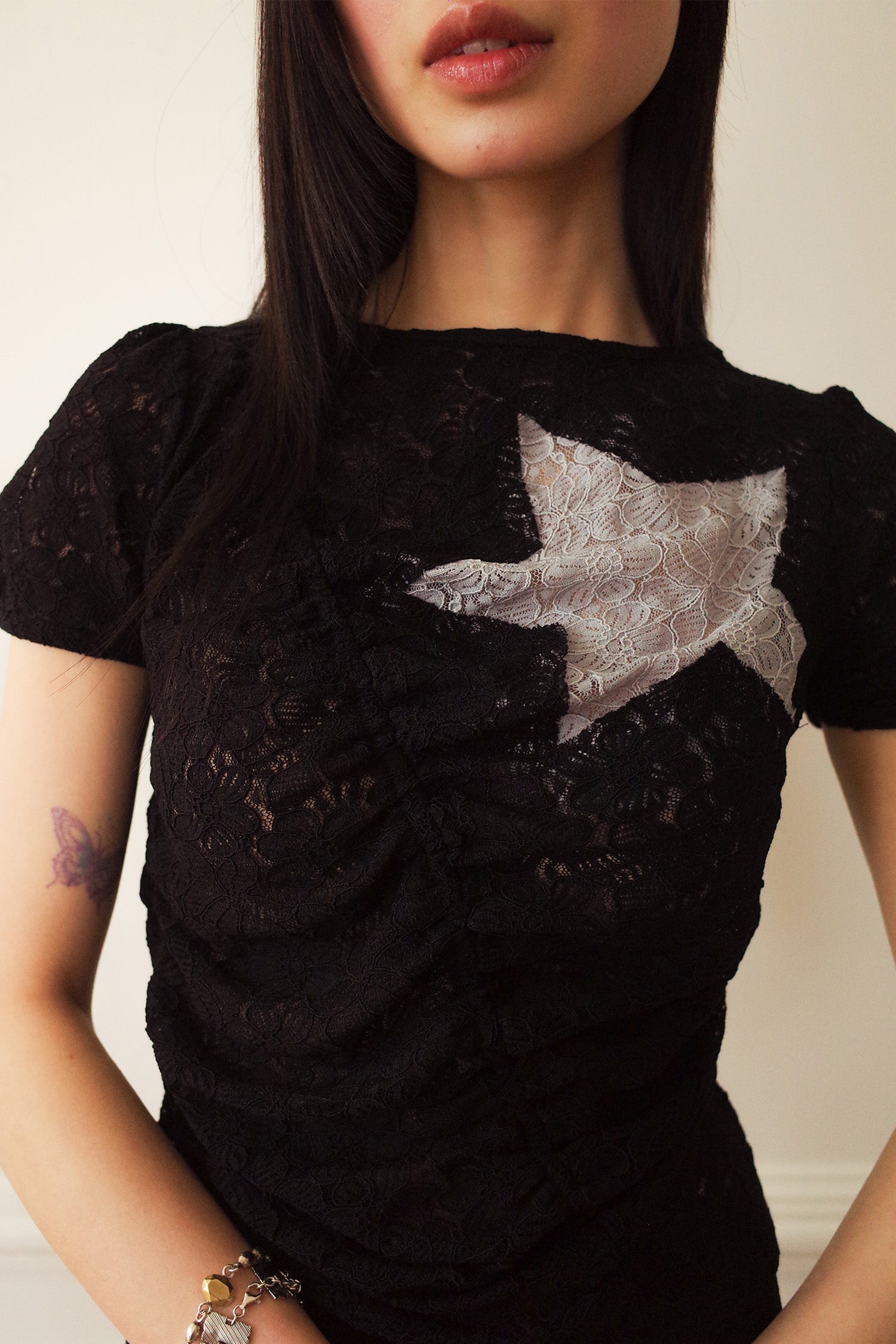 Bubble Sleeve Star Top Black
