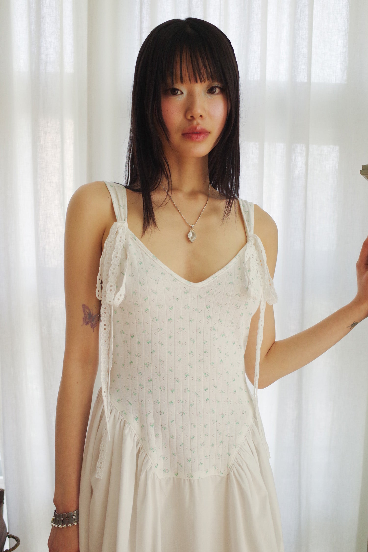 Basque waist floral dress (White)
