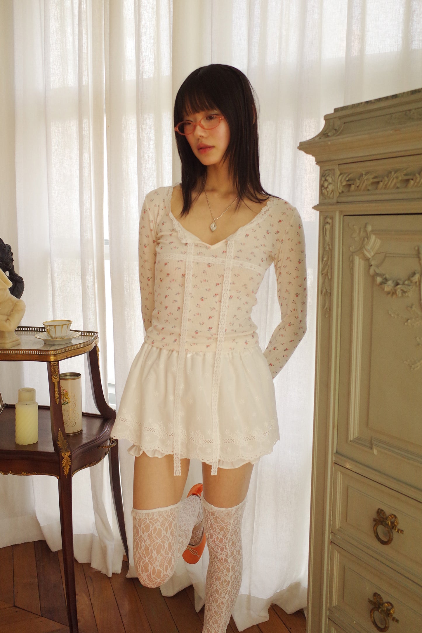 Skirt Layered Bubble Shorts (White)