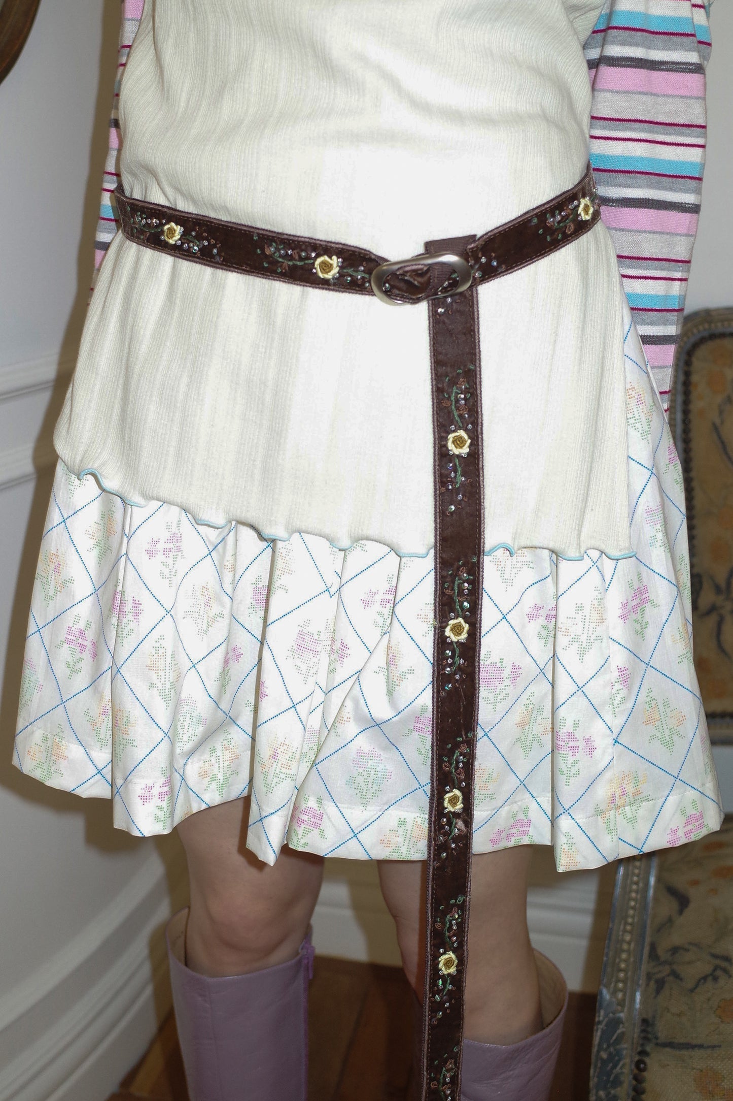 Velvet Flower Embroidery Belt