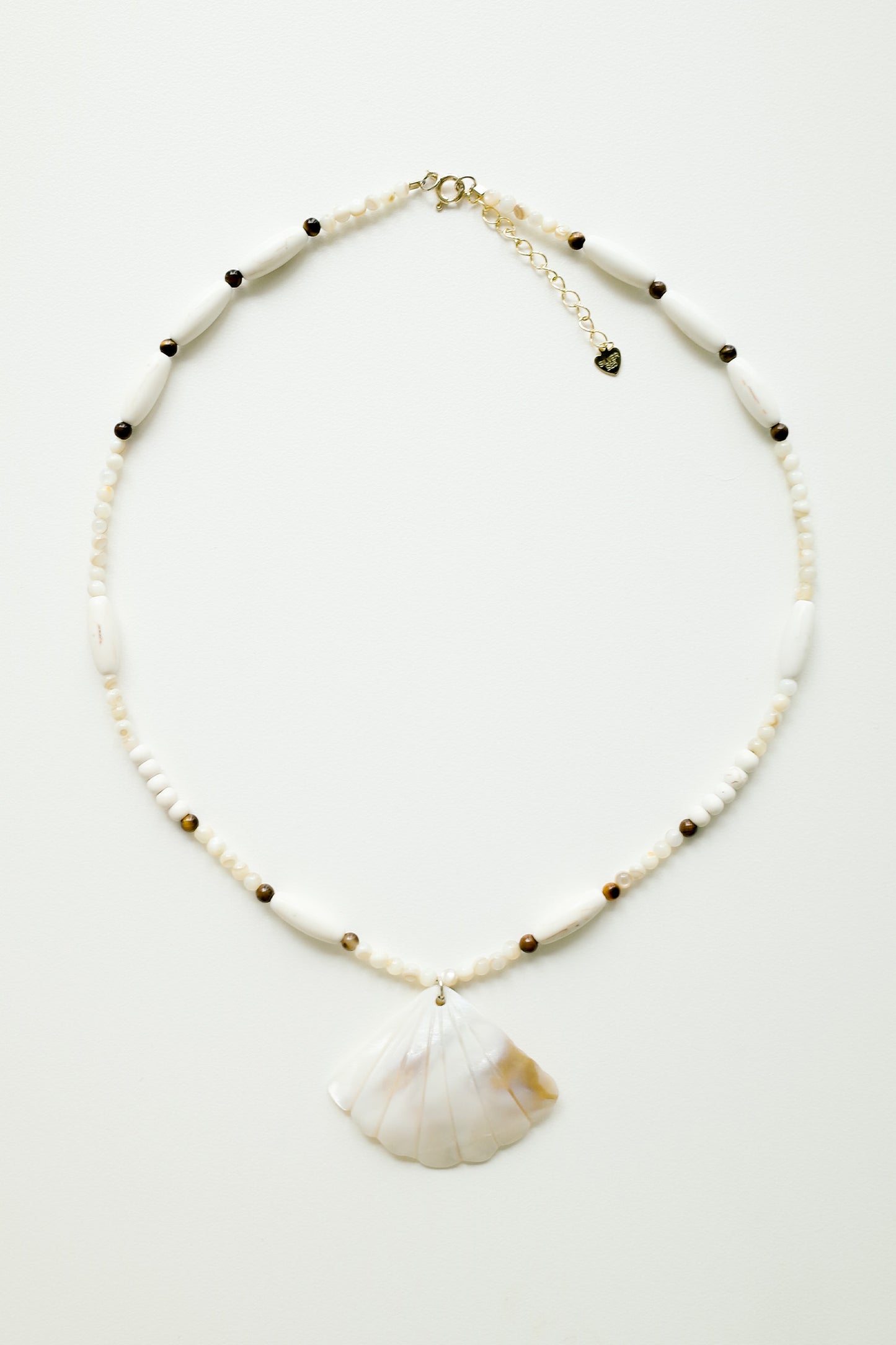 Jagae Shell Necklace