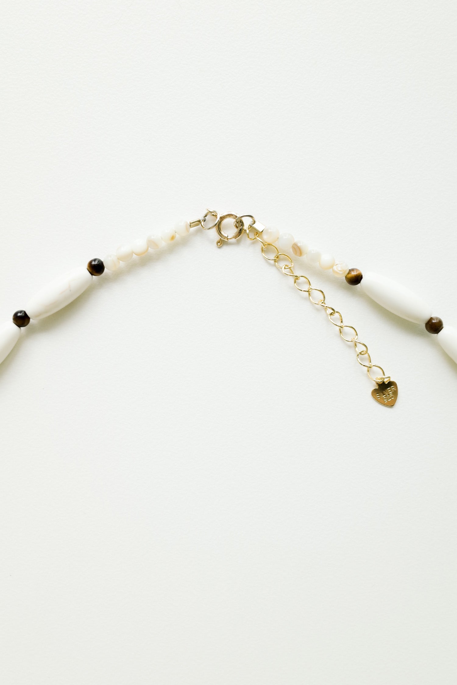 Jagae shell necklace