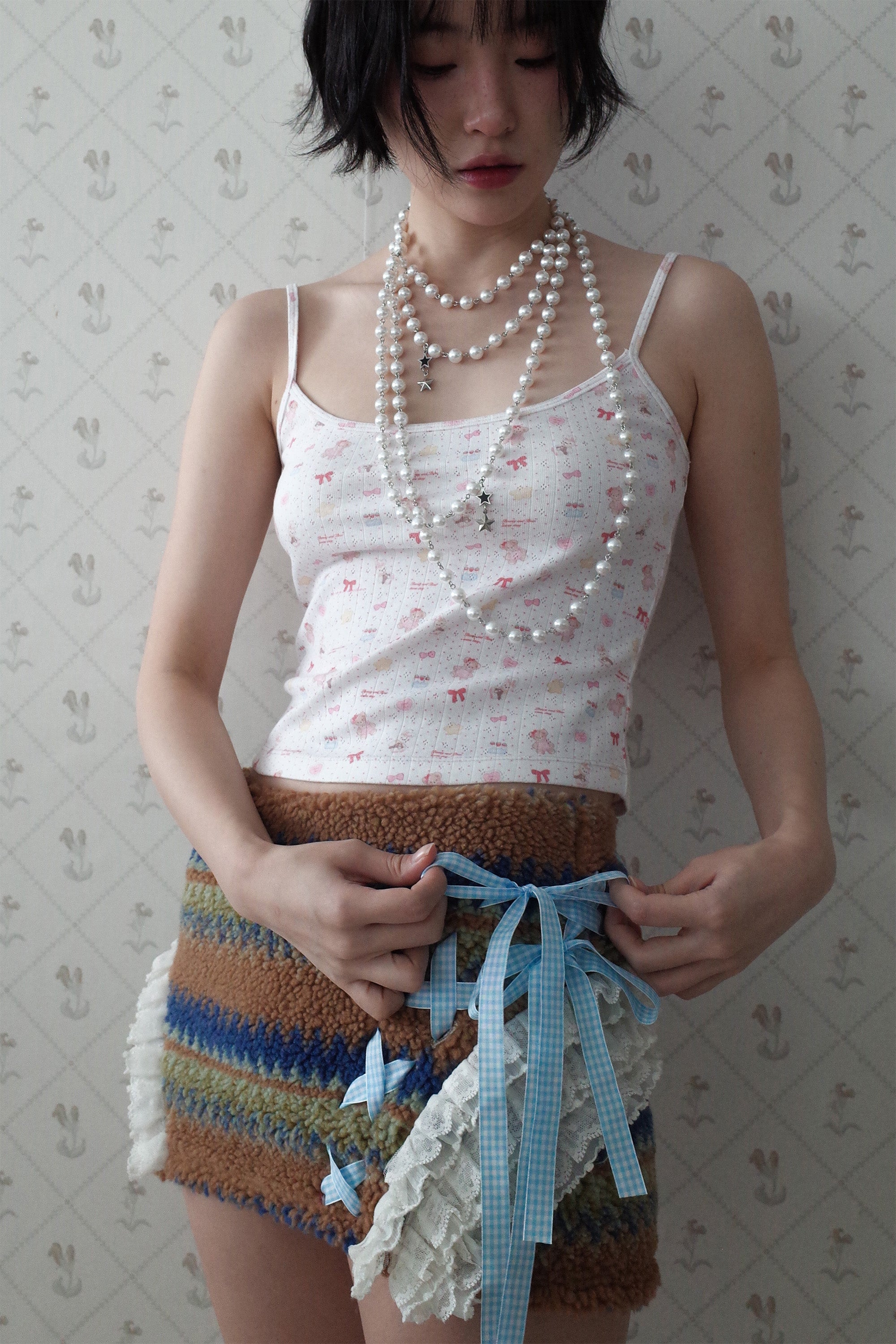 Layered faux pearl necklace white