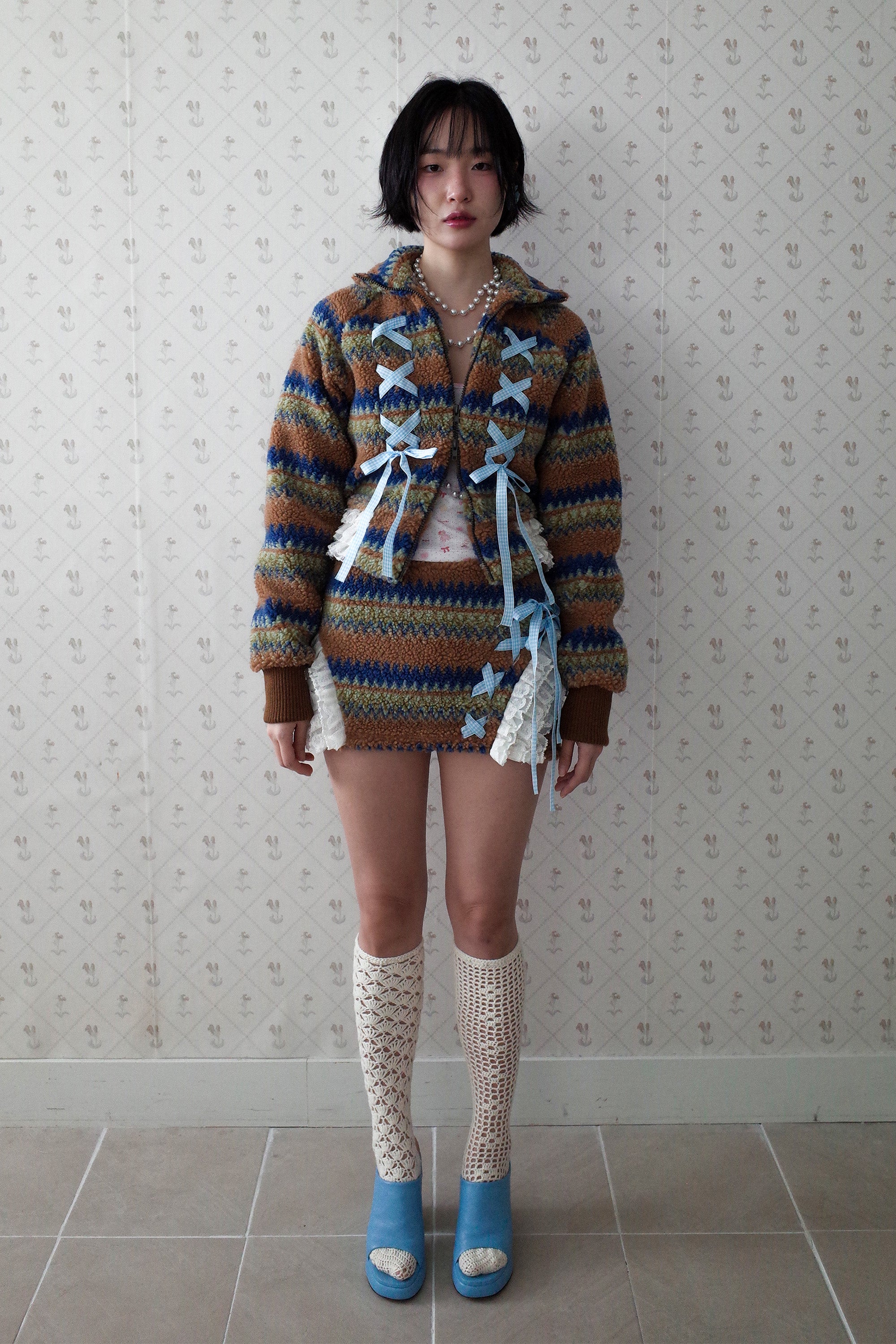 [12월중순 출고]Ribbon&lace teddy jumper camel