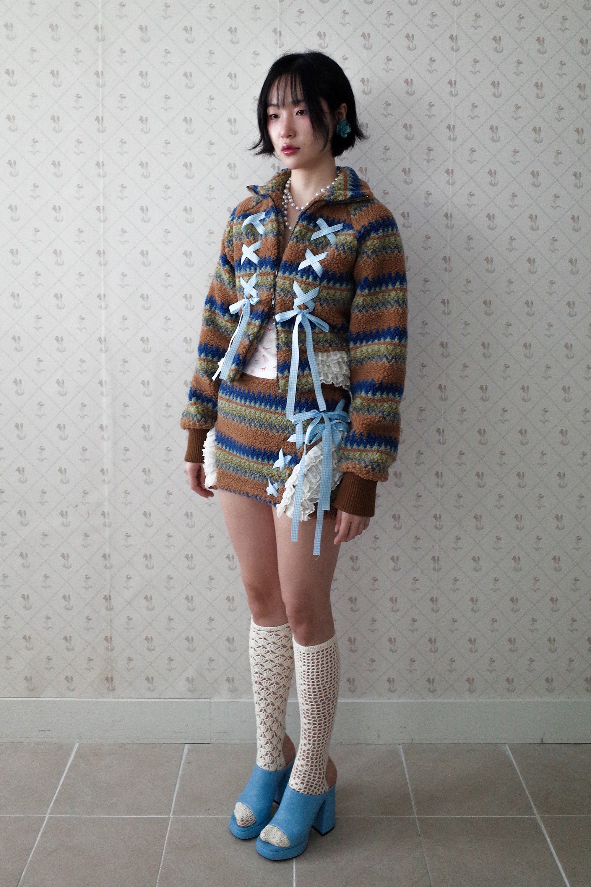 [12월중순 출고]Ribbon&lace teddy jumper camel