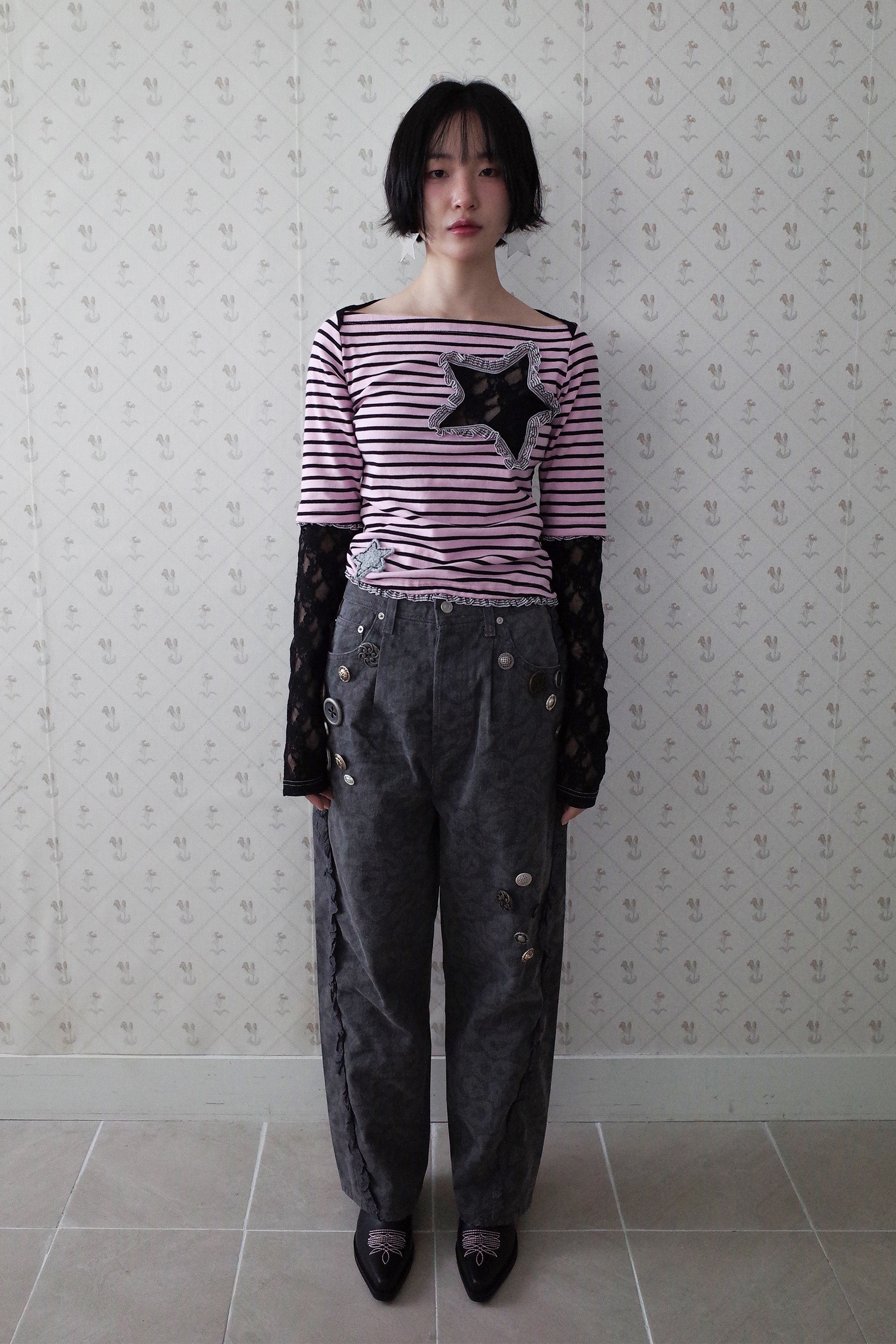 So many buttons leopard pants charcoal