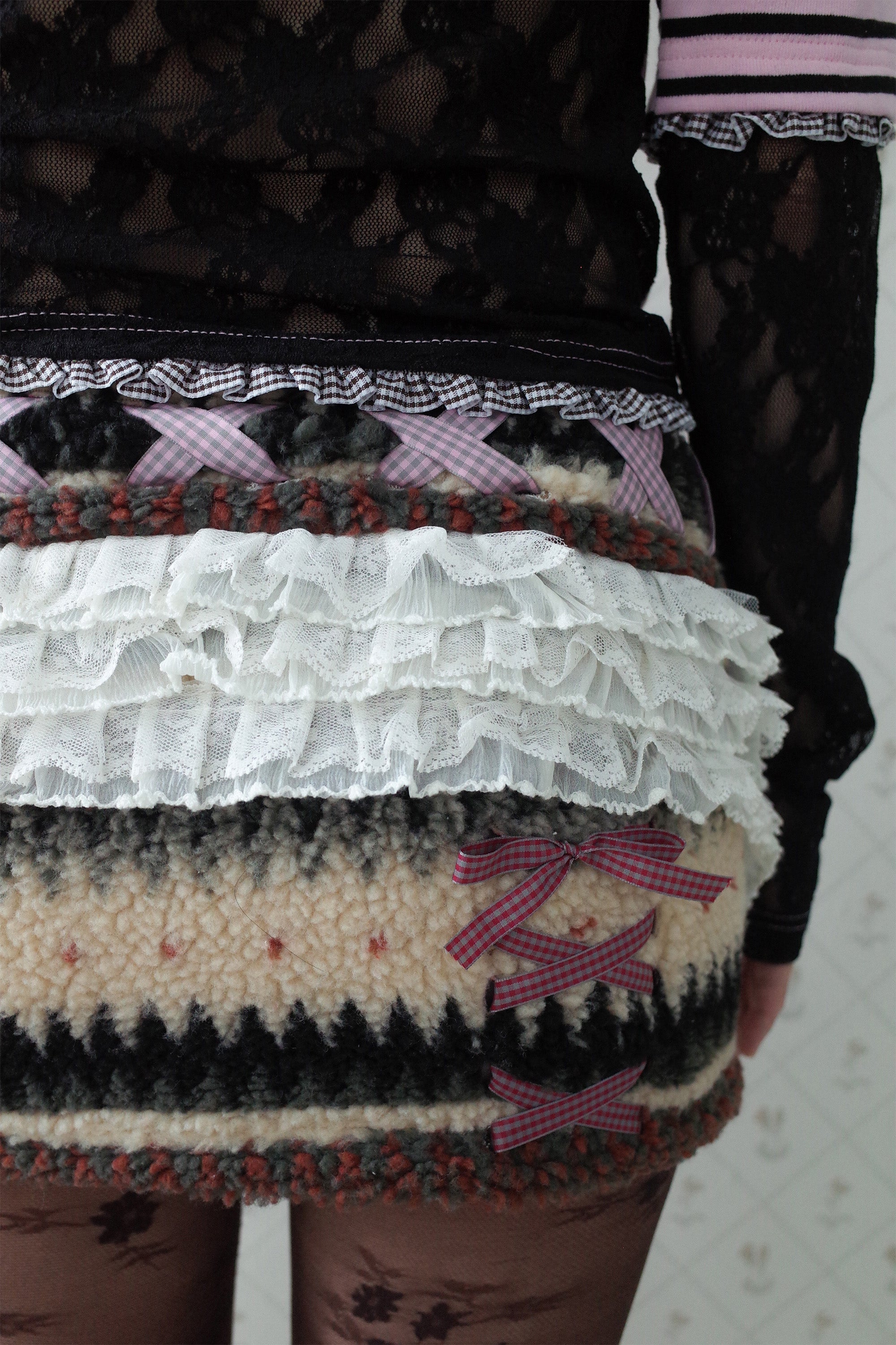 [12월중순 출고]Ribbon&lace teddy skort beige