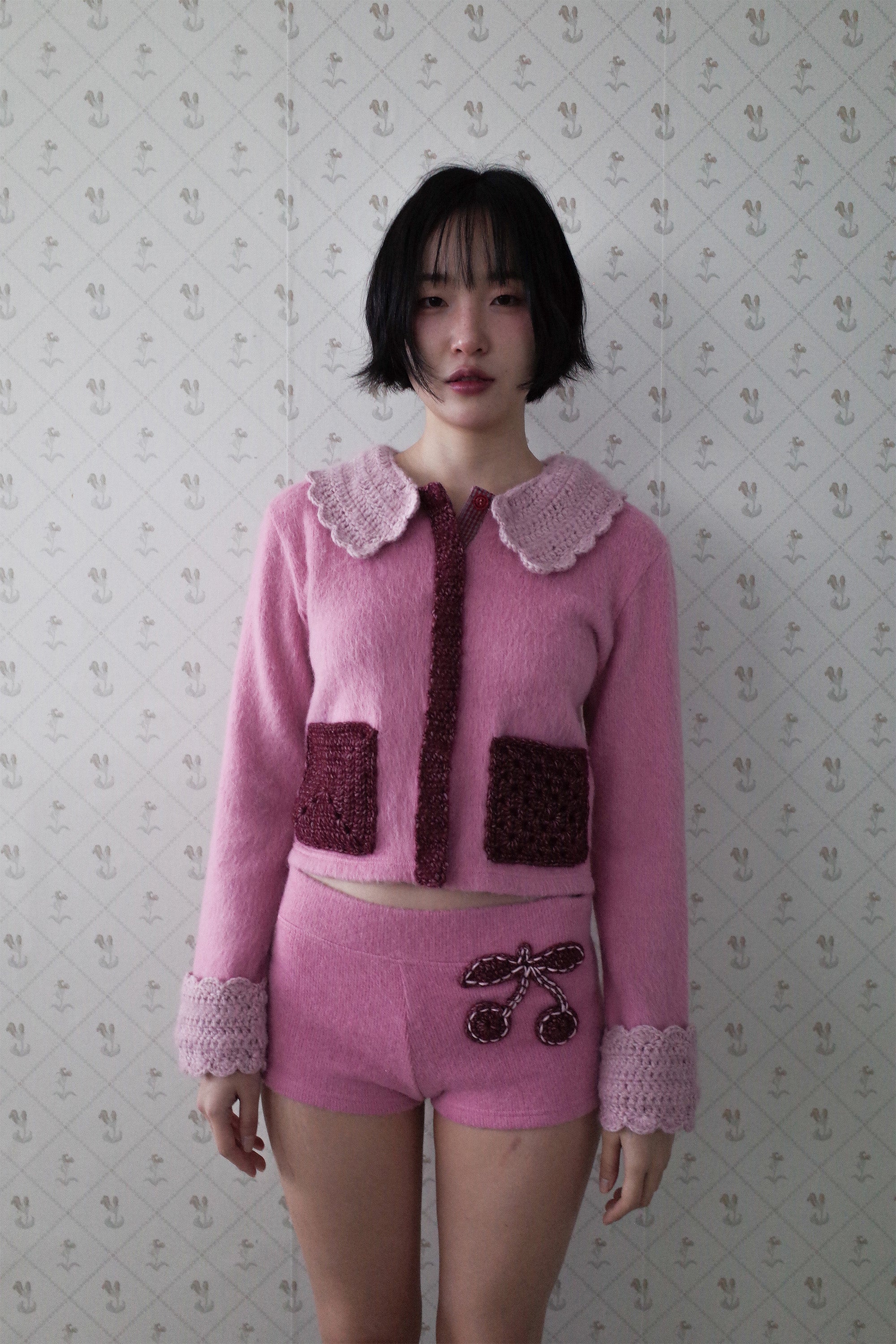 [12월 중순 출고]Crochet peter pan cardigan pink