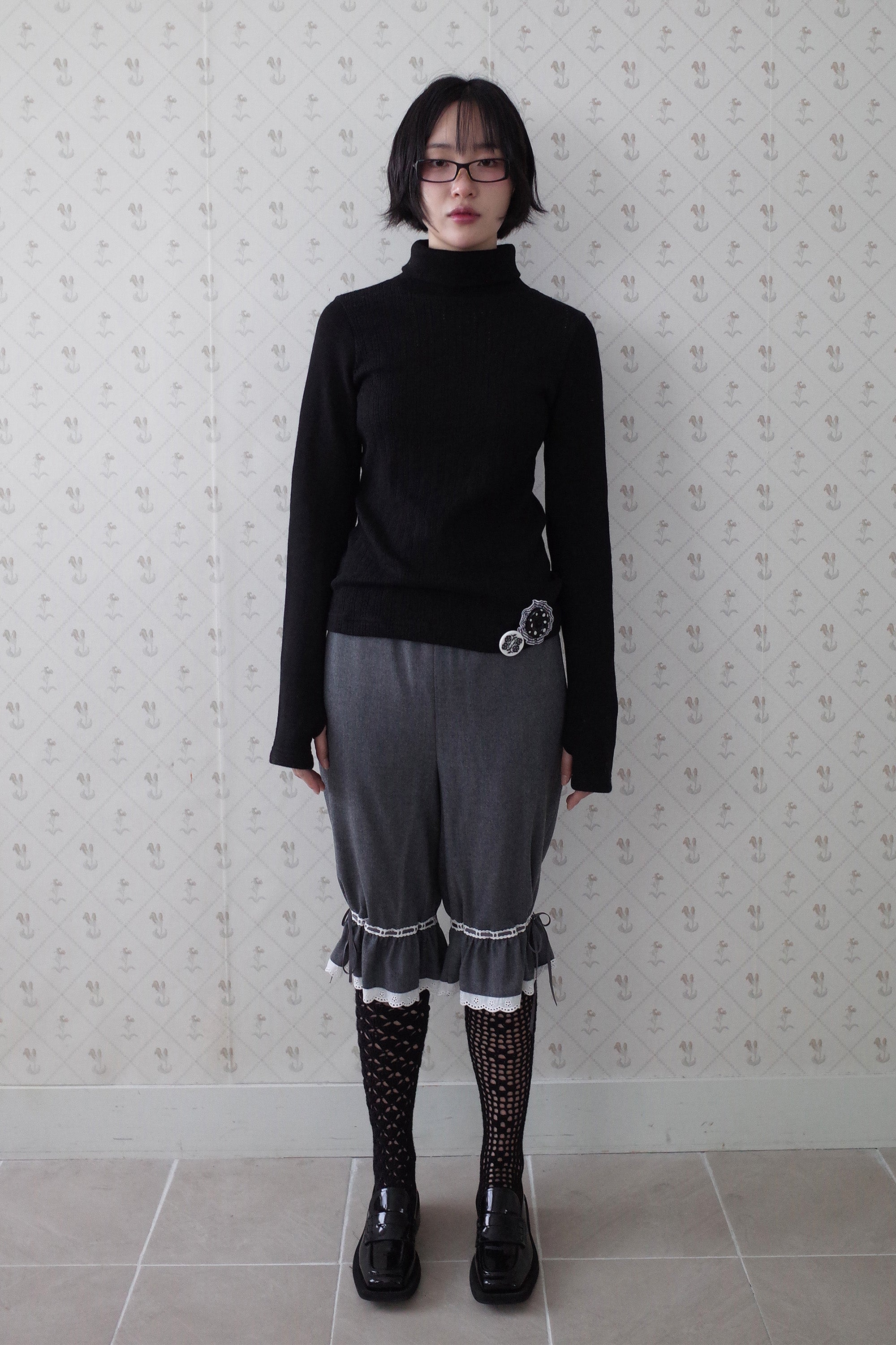 [12월초 출고]Soft wool turtle neck top black