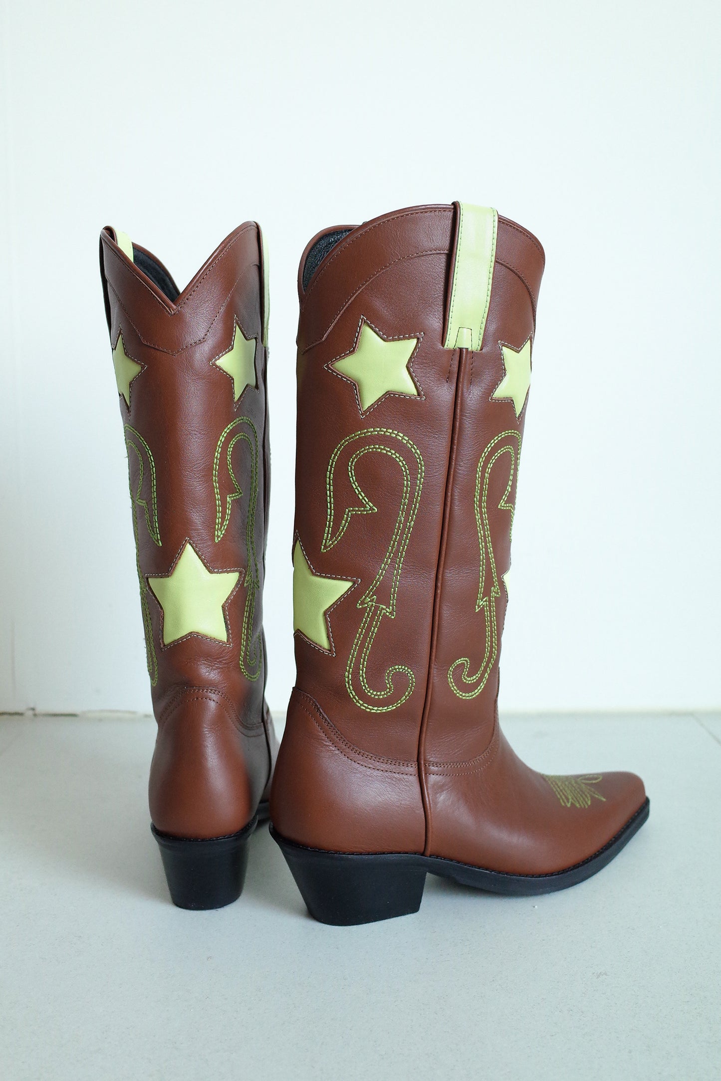 Star Western Boots (Brown)