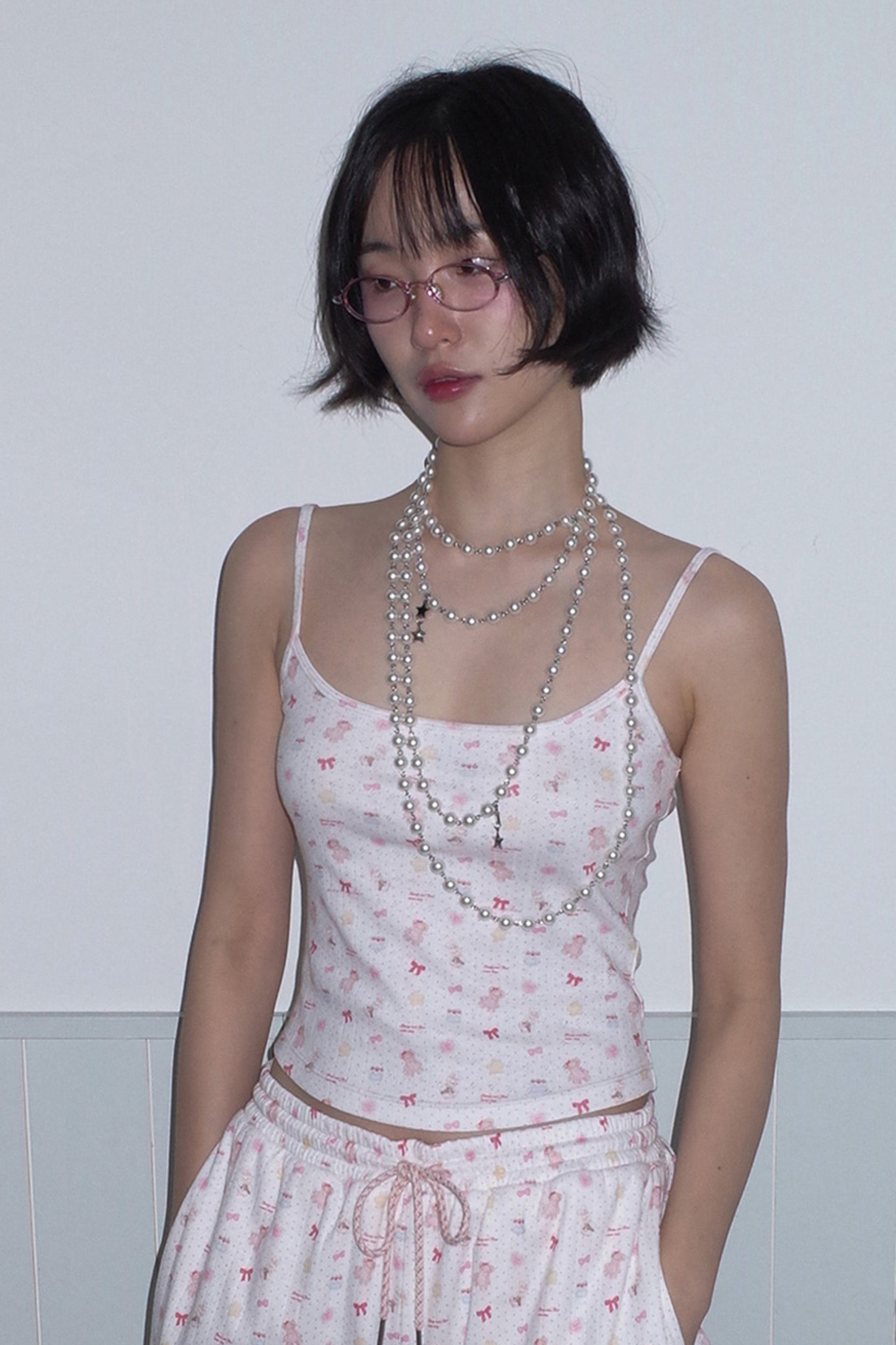 Layered faux pearl necklace white